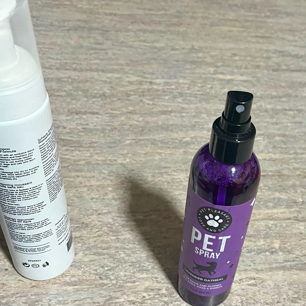 New John Paul pet cleanse waterless shampoo for pets & Lavender Oatmeal spray